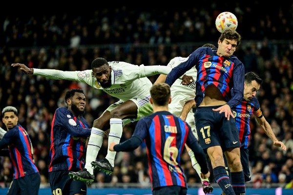 黑马加冕！苏超官方合作伙伴中国平安祝贺“苏超”泰州队夺...